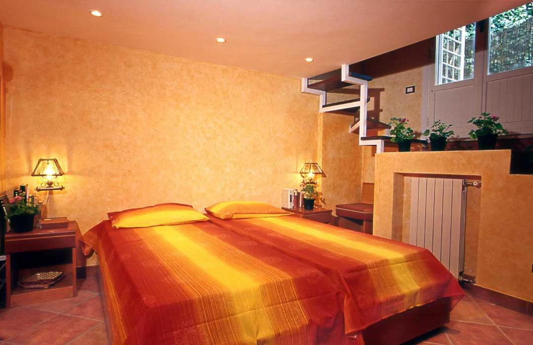 Vatican Low Cost Apartment Rome Bagian luar foto