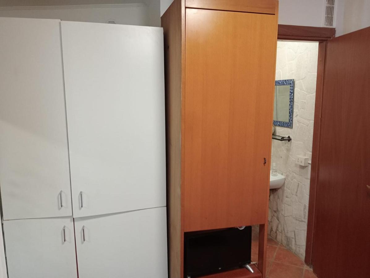 Vatican Low Cost Apartment Rome Bagian luar foto