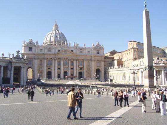 Vatican Low Cost Apartment Rome Bagian luar foto